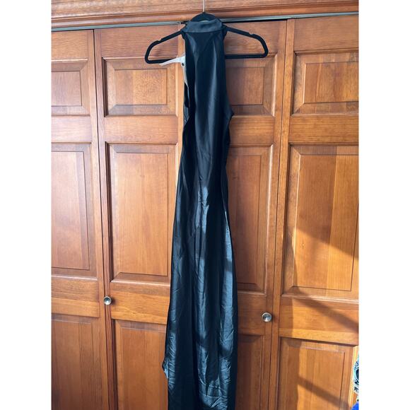 NWT Retrofête Women's Sab Halter Satin Maxi Dress Sleeveless Black Size XS - Picture 3 of 16